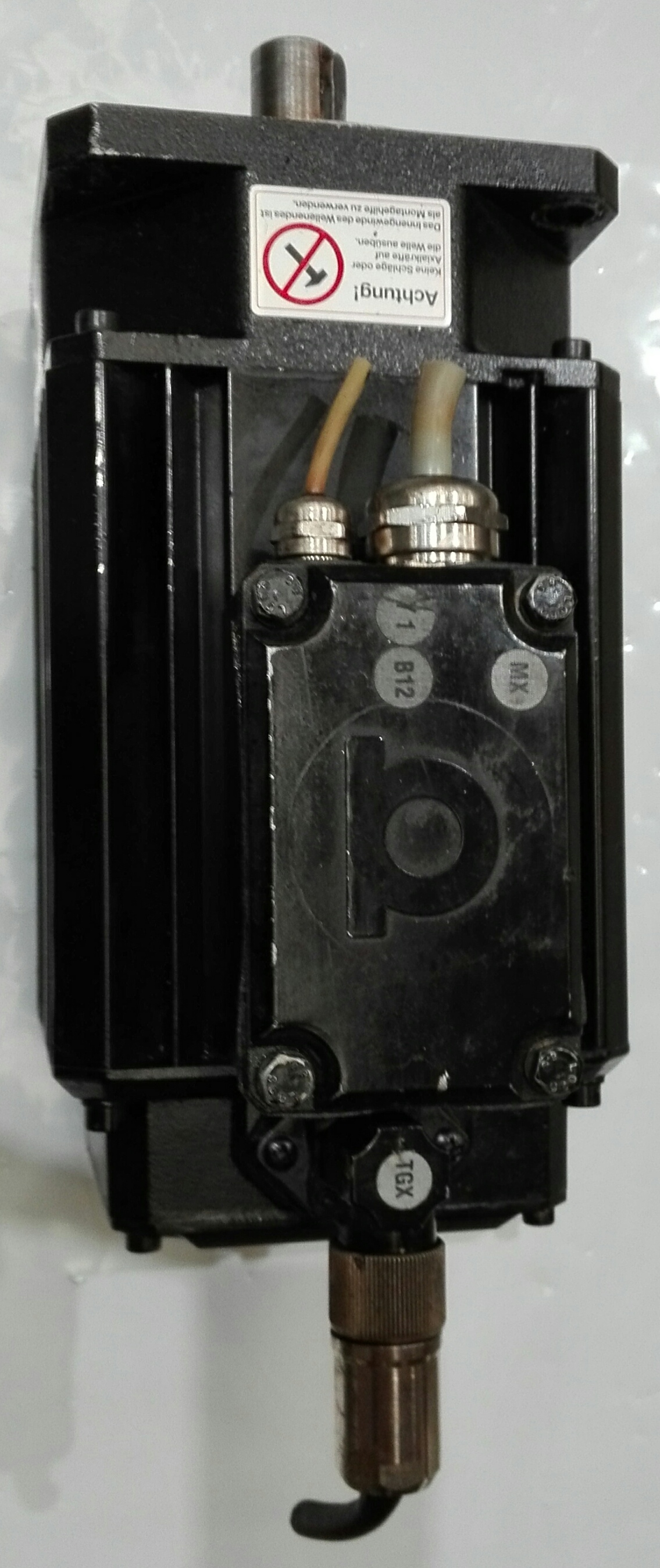 BAUMMULLER SERVOMOTOR